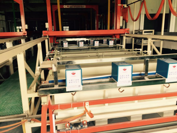 全自动龙门式电镀生产线