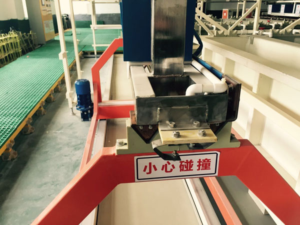 全自动龙门式电镀生产线